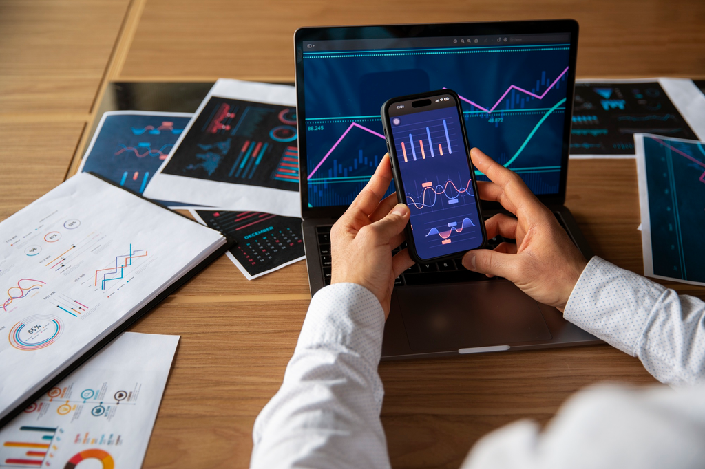 How Strategy Backtesting on Simulated Capital Is the Shortcut to Consistent Profits